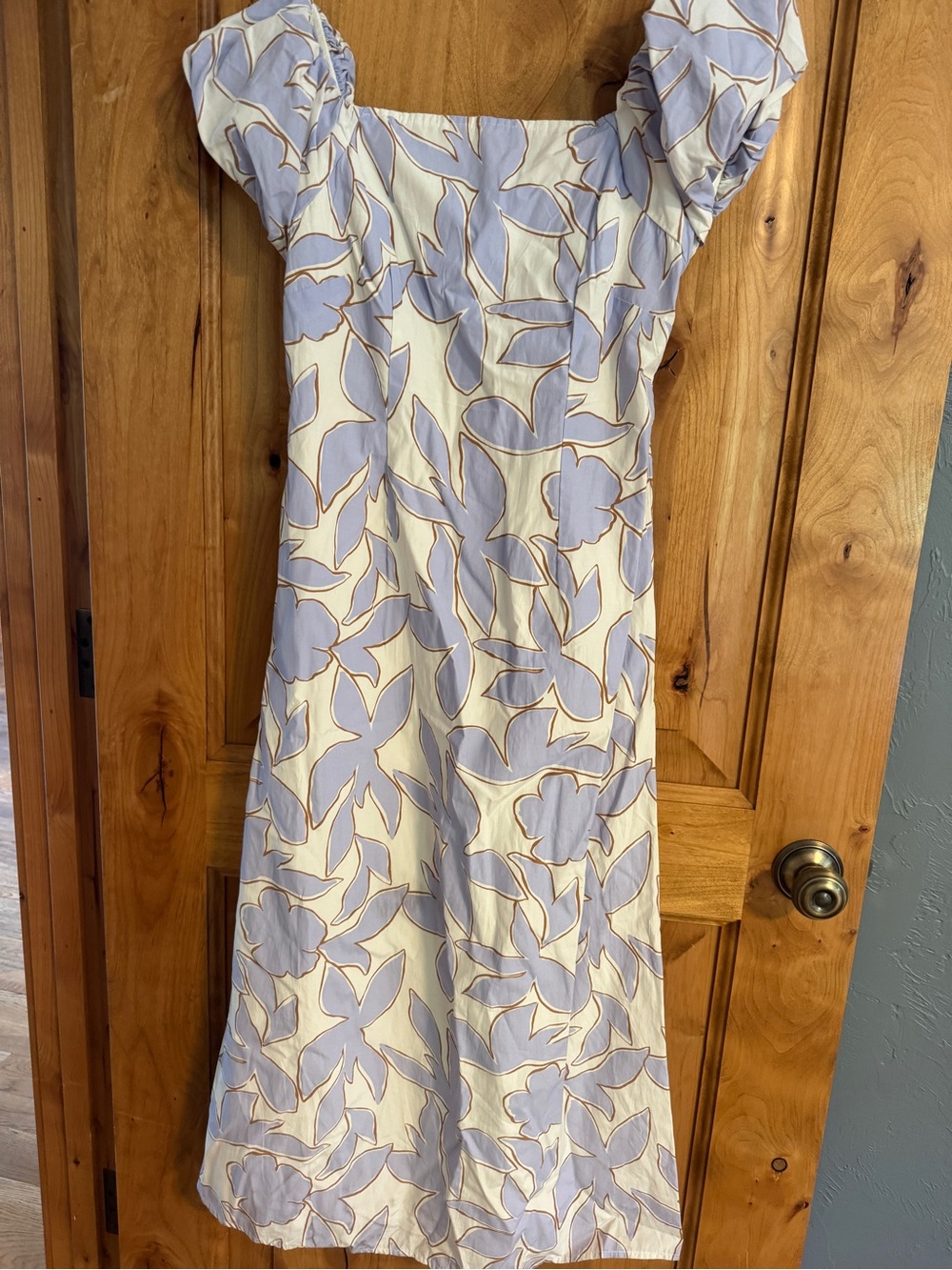 Lilac Floral Puff-Sleeve Dress